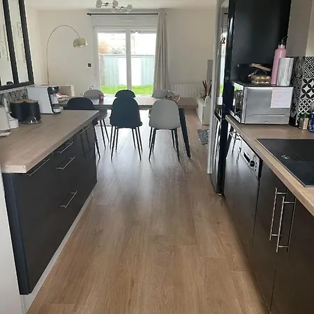 Prázdninový dům Maison Entiere 24h Du Mans